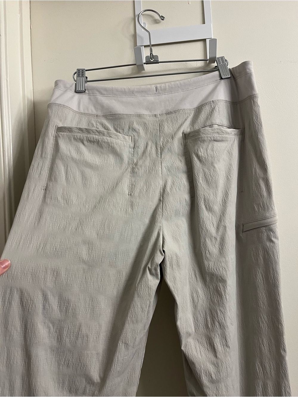 Athleta Trekkie North Joggers Size 10 Tall - Picture 7 of 13